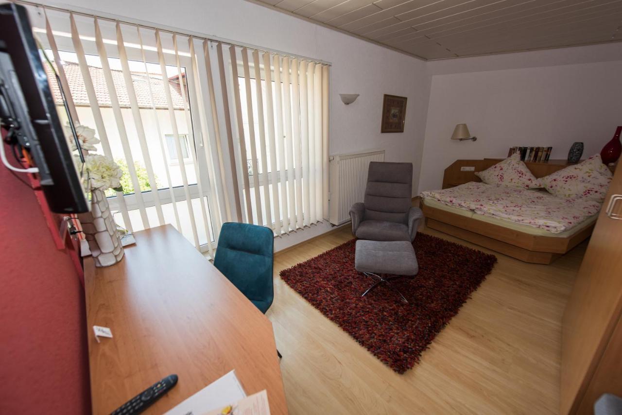 Gaestehaus Schmitt Appenheim Экстерьер фото